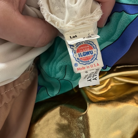 VINTAGE | CottageCore Union Made Ruffle Dress 7/8 - Picture 9 of 10